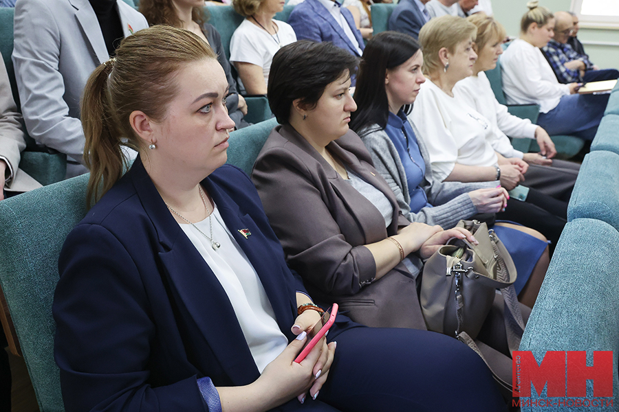 2025 04 24 politika akademiya svyazi frolov miczevich 9 kopiya