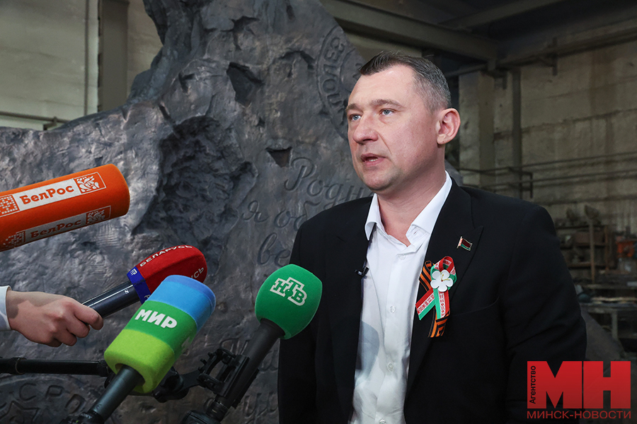 2025 05 05 politika pogruzka pamyatnika talaya miczevich 9 kopiya