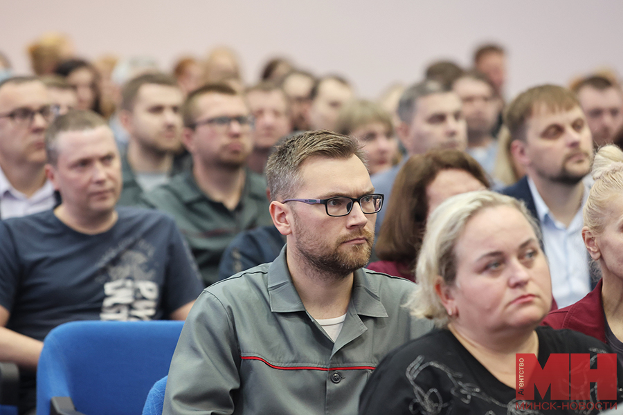 2025 05 28 proizvodstvo predstavlenie direktora keramin malinovskaya05 kopiya