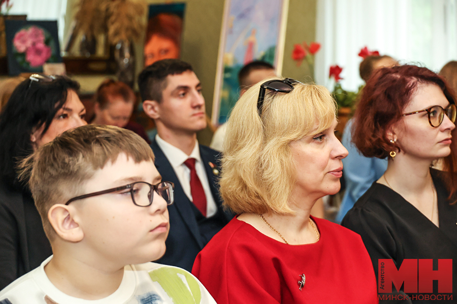 kultura literatura nagrazhdenie stolyarov 01 kopiya