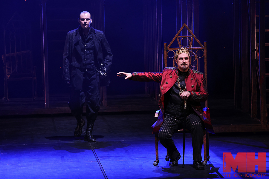 2025 06 04 kultura kazanskij teatr spektakl gamlet miczevich 14 kopiya