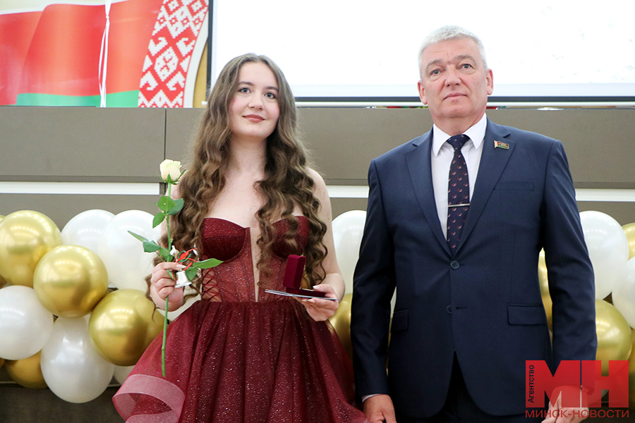 2025 06 13 obrazovanie luchshie vypuskniki leninskogo mozolevskij 14 kopiya