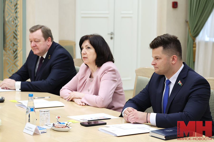 2025 06 18 politika kochanova molodye reformatory lukashov 10 kopiya