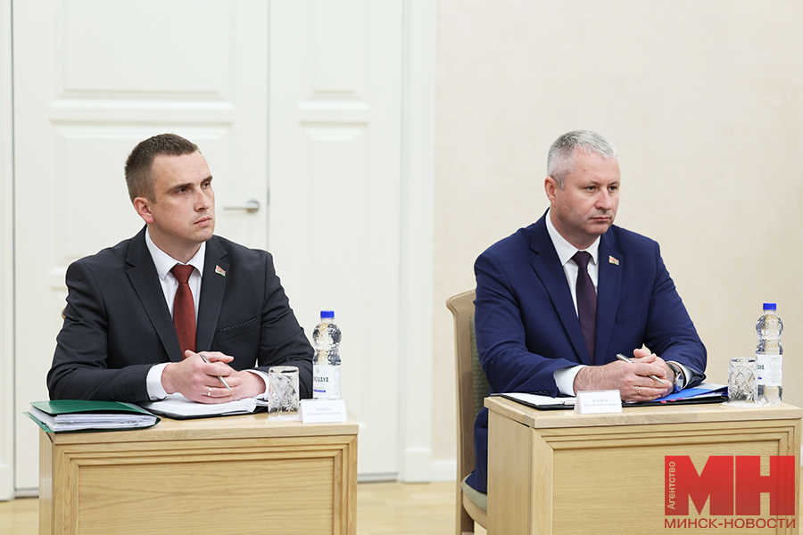 2025 06 20 politika kochanova vstrecha s glavami rajonov lukashov 11 kopiya