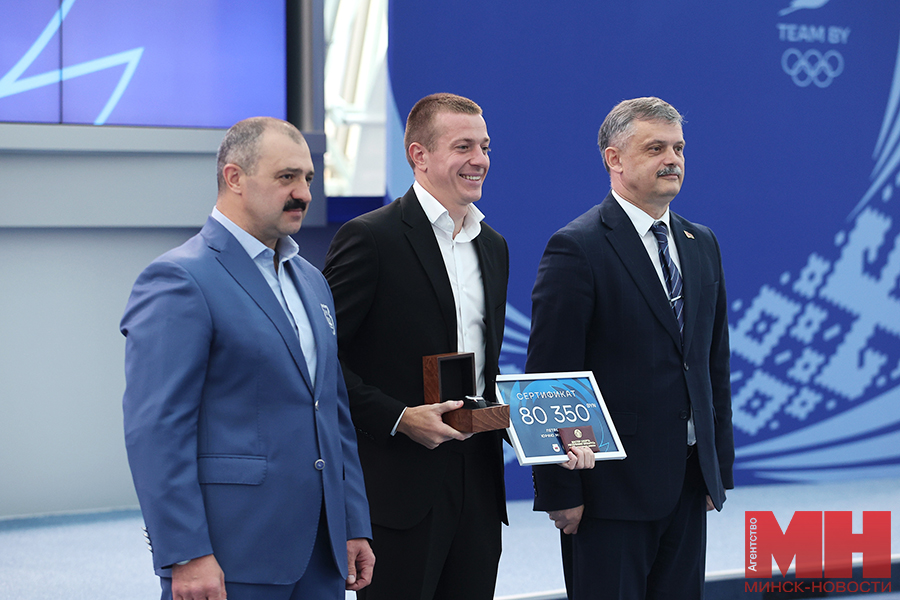2025 06 25 sport chestvovanie komandy po plyazhnomu futbolu malinovskaya19 kopiya