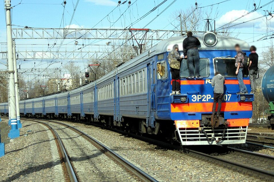 Побег из дома и незаконные подработки. В каких небезопасных ситуациях могут оказаться школьники летом 2 zaczeperyy
