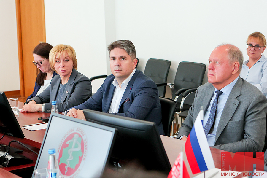 2025 07 15 mediczina vstrecha s delegaczii iz sankt peterburga pozhoga 28 kopiya