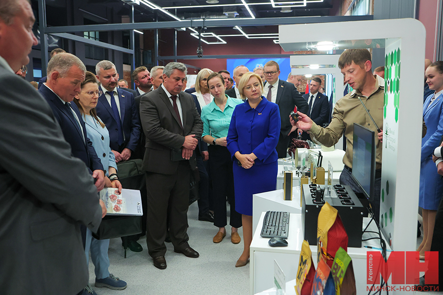 2025 07 28 proizvodstvo – diplomaty poseshhayut tehnopark pozhoga 020 kopiya