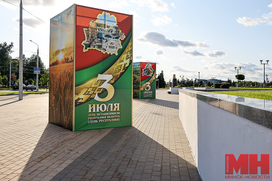 Как украшают столицу ко Дню Независимости 8 gorod dekoraczii den nezavisimosti stolyarov 12 kopiya