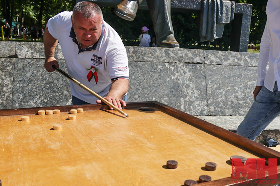 prazdnik otdyh park gorkogo stolyarov 09 kopiya