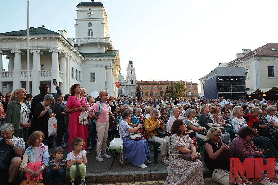 2025 08 09 kultura klassika u ratushi malinovskaya01 kopiya