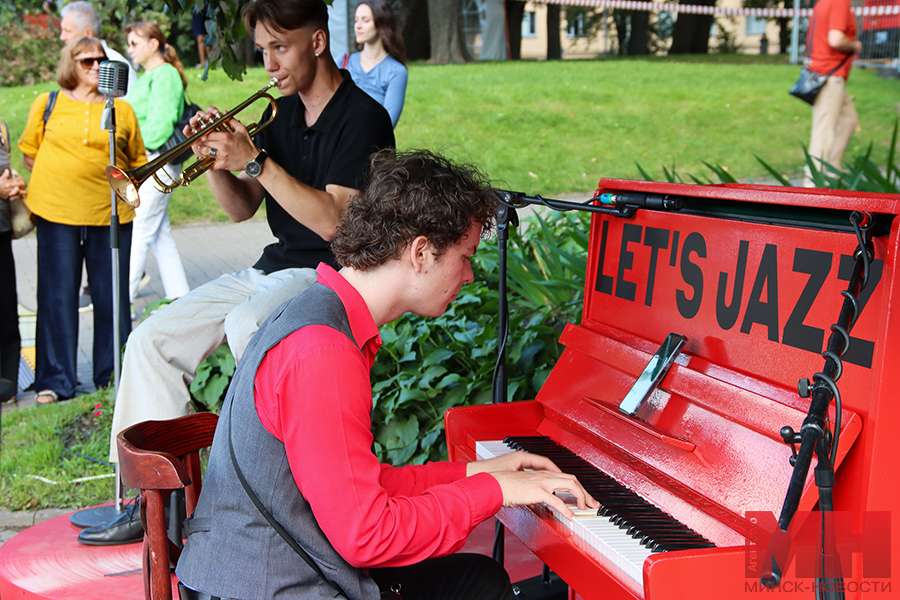 2025 08 16 obshhestvo dzhazovyj festival lets jazz matchenya 16 kopiya