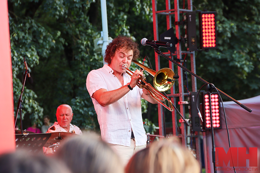 2025 08 16 obshhestvo dzhazovyj festival lets jazz matchenya 3 kopiya
