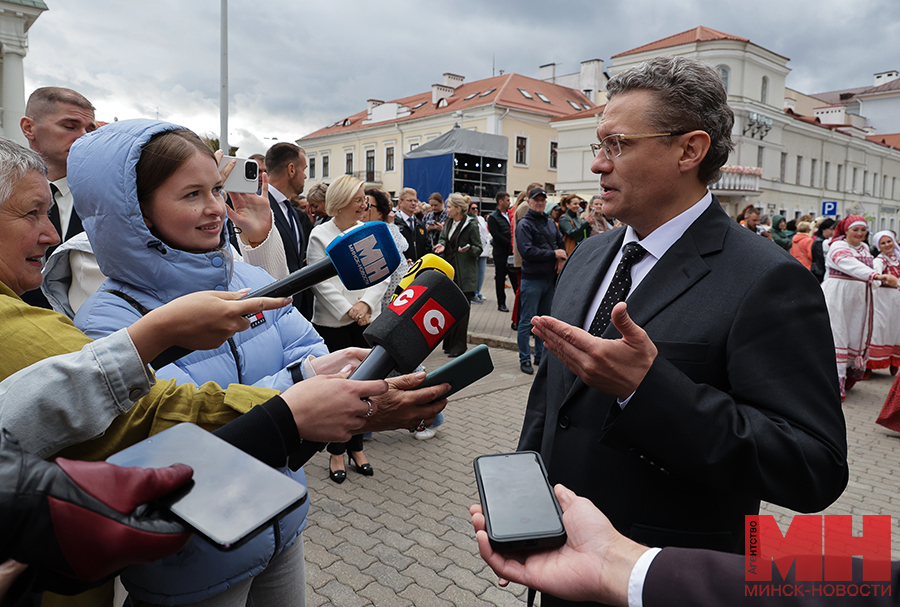 2025 08 24 mgik yarmarka gubernator vologodskoj oblasti lazarevich miczevich 40 kopiya