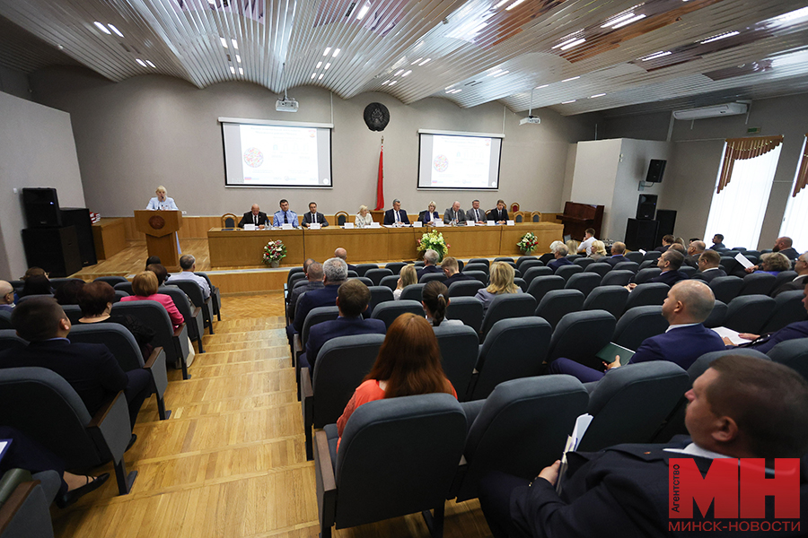 2025 08 26 mgik soczialno ekonomicheskoe razvitie moskovskogo rajona lazarevich malinovskaya26 kopiya