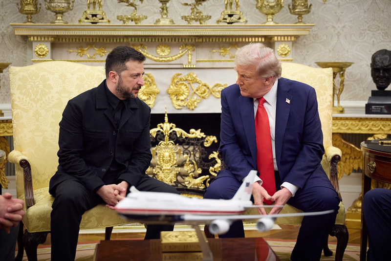 СМИ: Зеленский почти рассердил Трампа на переговорах в Вашингтоне 1