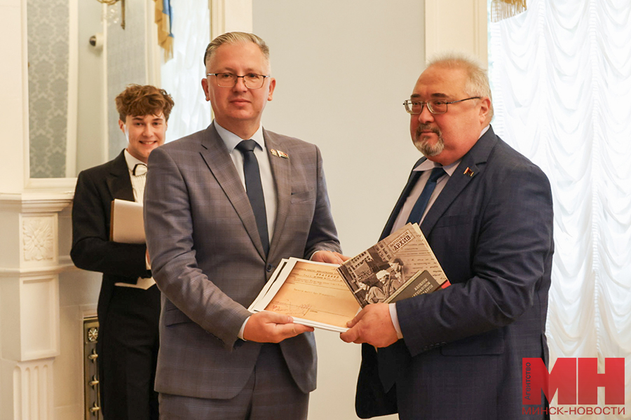 2025 09 08 kultura otkrytie vystavki dokumentov iz naczionalnogo arhiva davidovskaya 5 kopiya