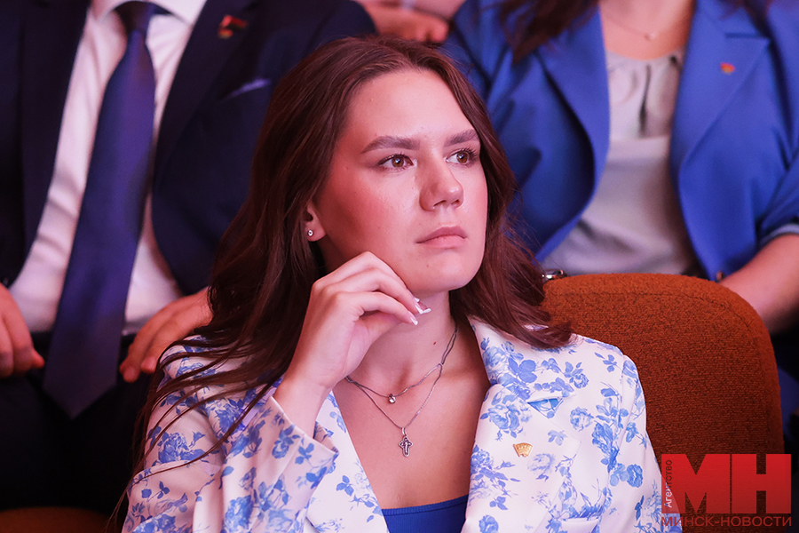 2025 09 10 mgik konferencziya brsm kuharev miczevich 31 kopiya