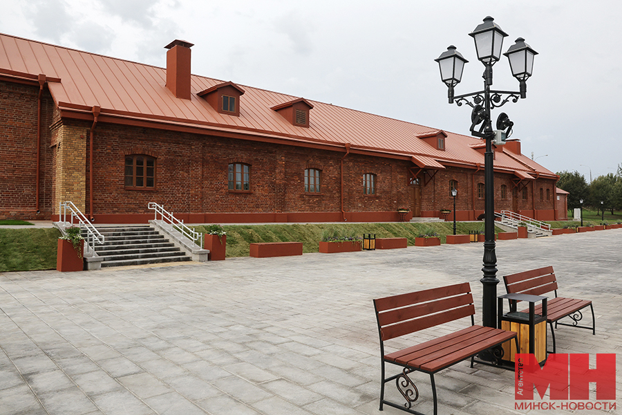 2025 09 12 politika otkrytie istoricheskoj zastrojki v loshiczkom parke miczevich 10 kopiya