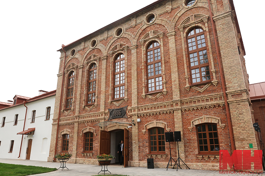 2025 09 12 politika otkrytie istoricheskoj zastrojki v loshiczkom parke miczevich 2 kopiya