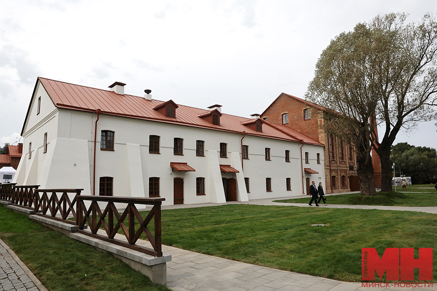 2025 09 12 politika otkrytie istoricheskoj zastrojki v loshiczkom parke miczevich 6 kopiya