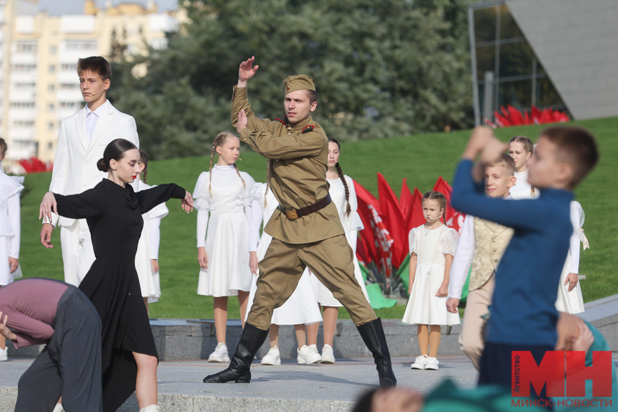 2025 09 13 prazdniki den goroda vozlozhenie malinovskaya029 kopiya