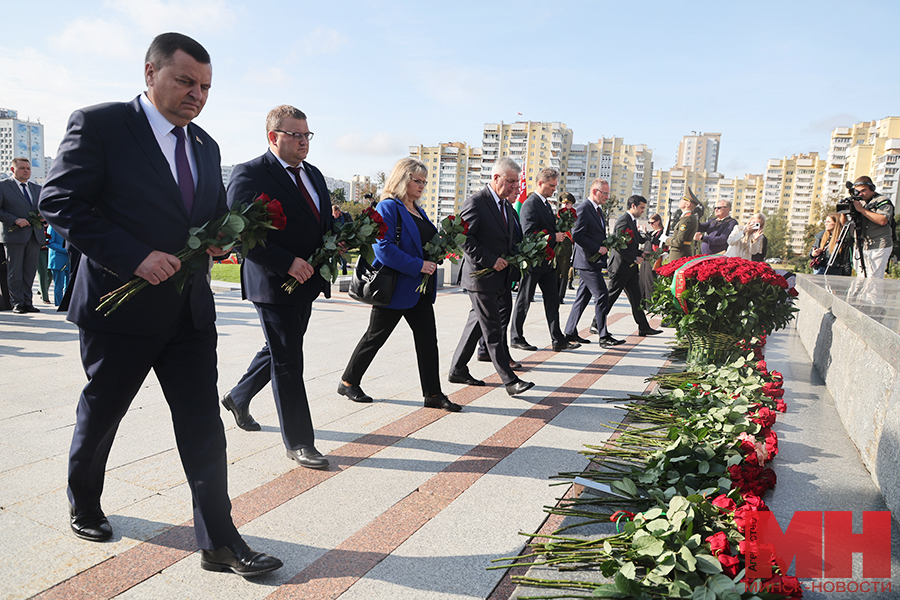 2025 09 13 prazdniki den goroda vozlozhenie malinovskaya083 kopiya