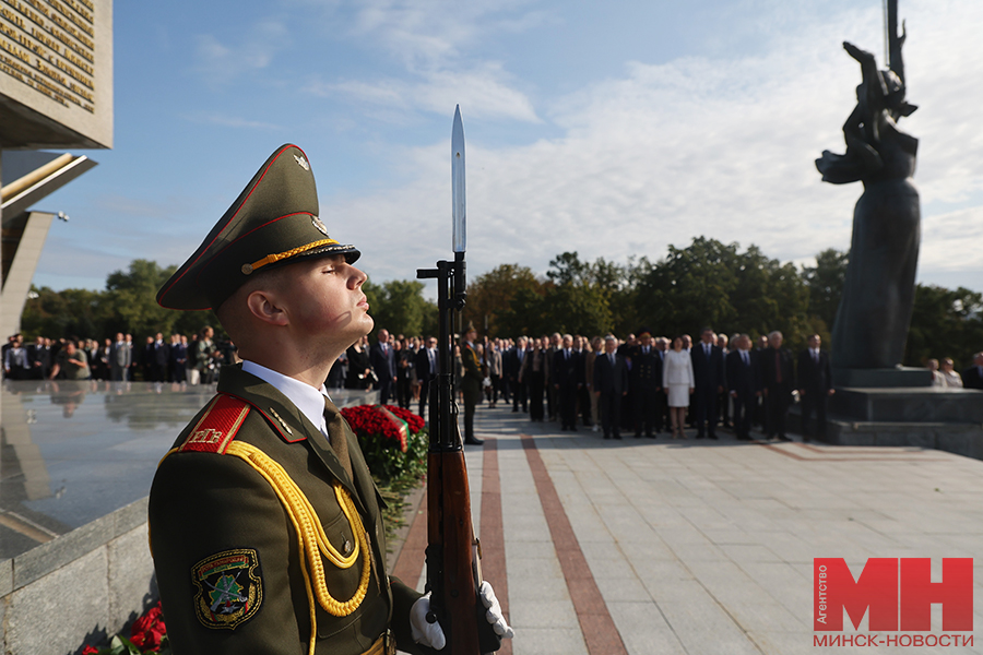 2025 09 13 prazdniki den goroda vozlozhenie malinovskaya119 kopiya