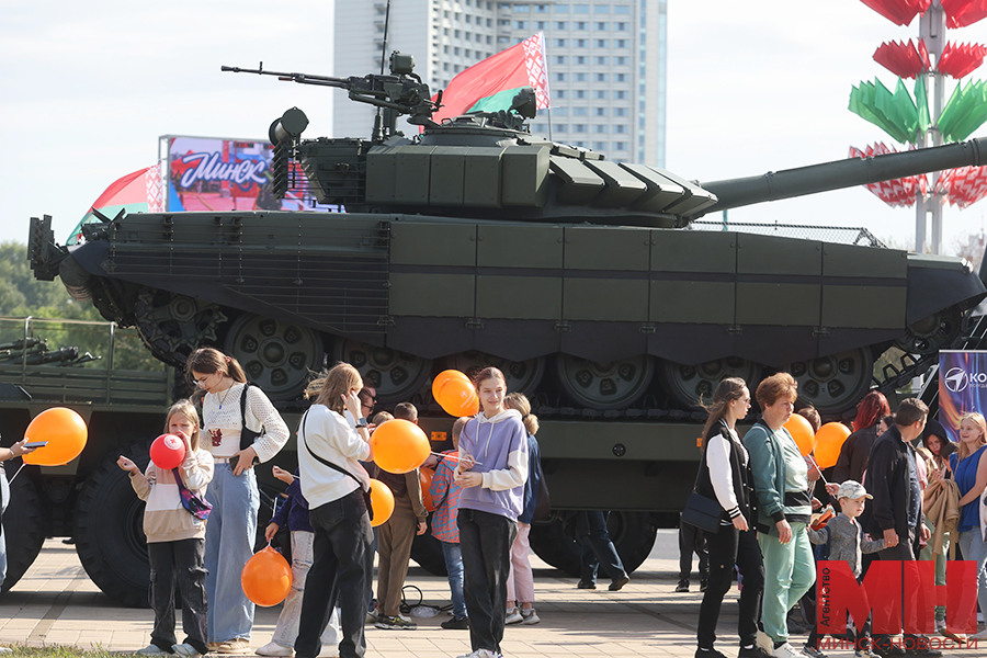 2025 09 13 prazdniki den tankista den goroda malinovskaya21 kopiya