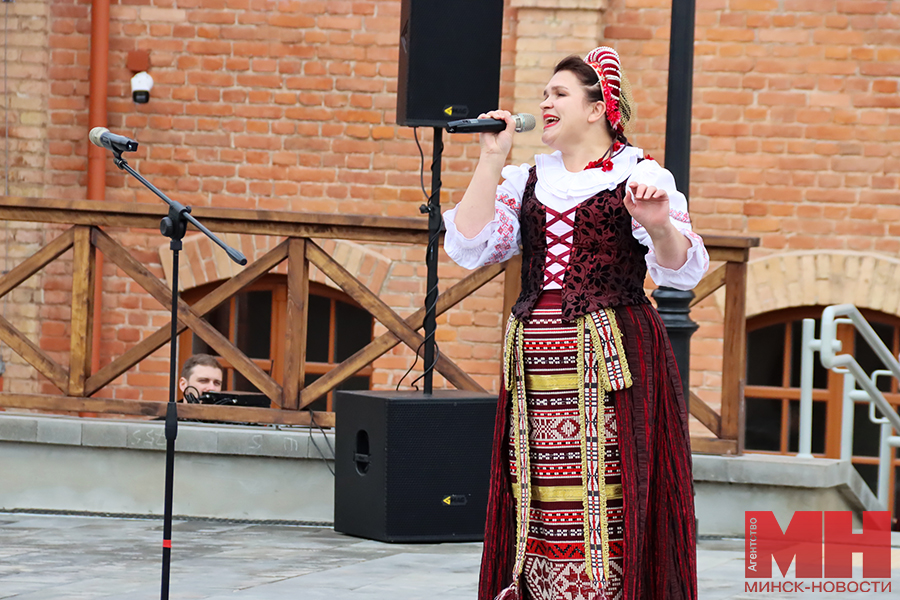 2025 09 20 kultura loshiczkij park konczert narodny karagod matchenya 4 kopiya