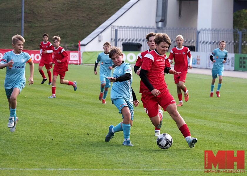 2025 09 30 sport futbol minsk perm mozolevskij 24 kopiya