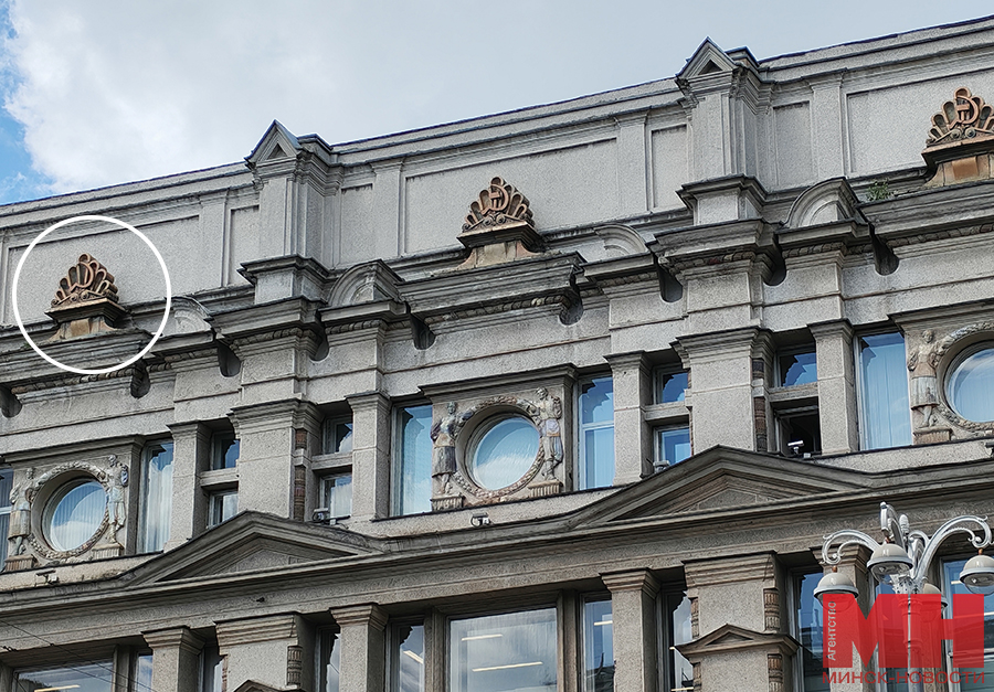 Любопытные барельефы и потерянный молот. Где в Минске можно встретить символы эпохи СССР 3 gum ne hvataet molota