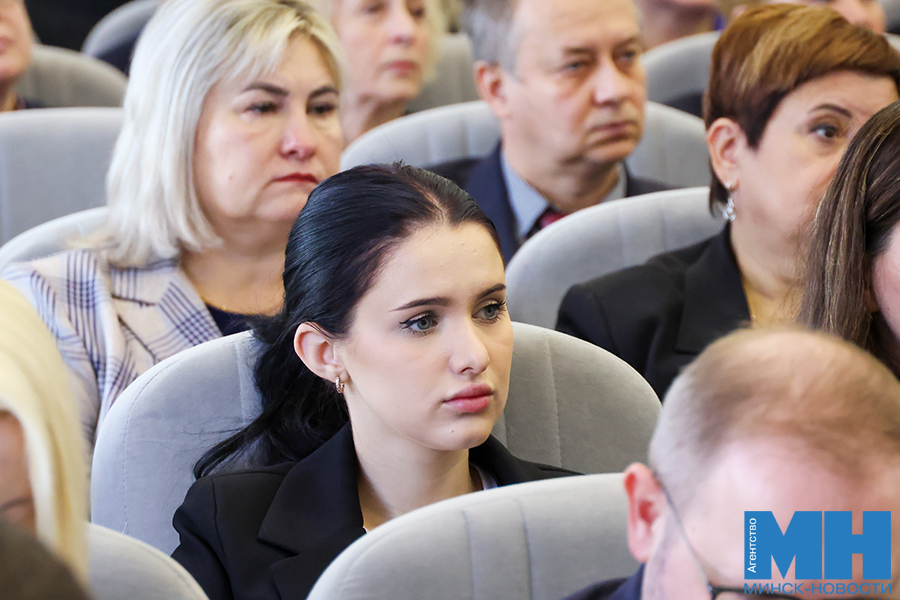 Обмен опытом в работе с населением. В Минске прошло выездное заседание Президиума Совета Республики 5 120a5778 kopiya