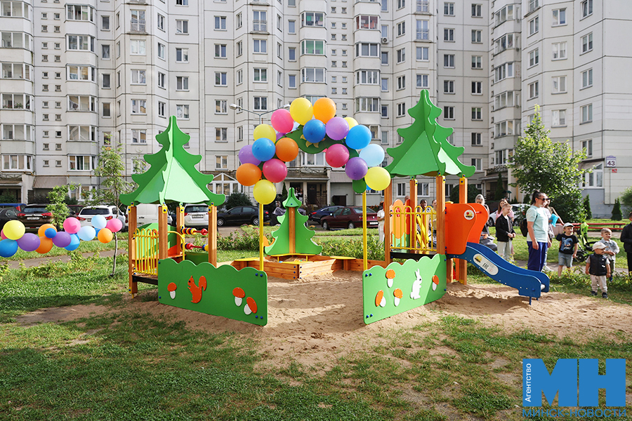 2025 07 16 soczialka otkrytie detskoj ploshhadki czuran malinovskaya28 kopiya