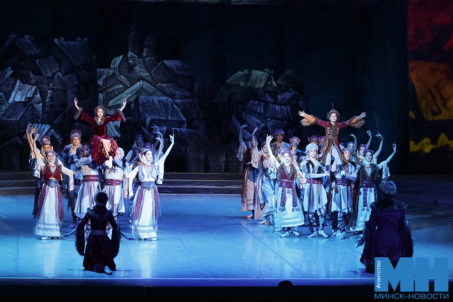 2025 10 08 kultura balet anastasiya yurij troyan miczevich 20 kopiya