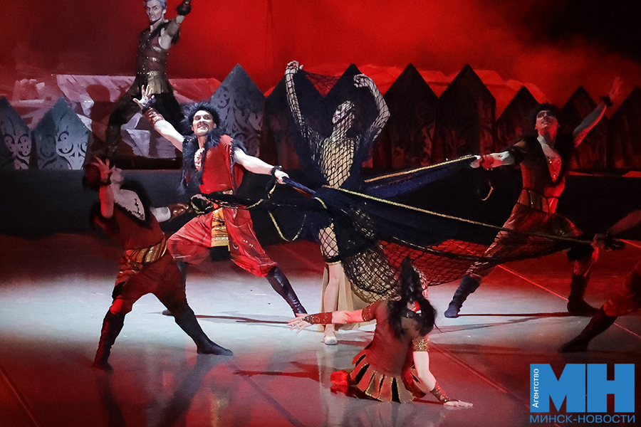 2025 10 08 kultura balet anastasiya yurij troyan miczevich 29 kopiya
