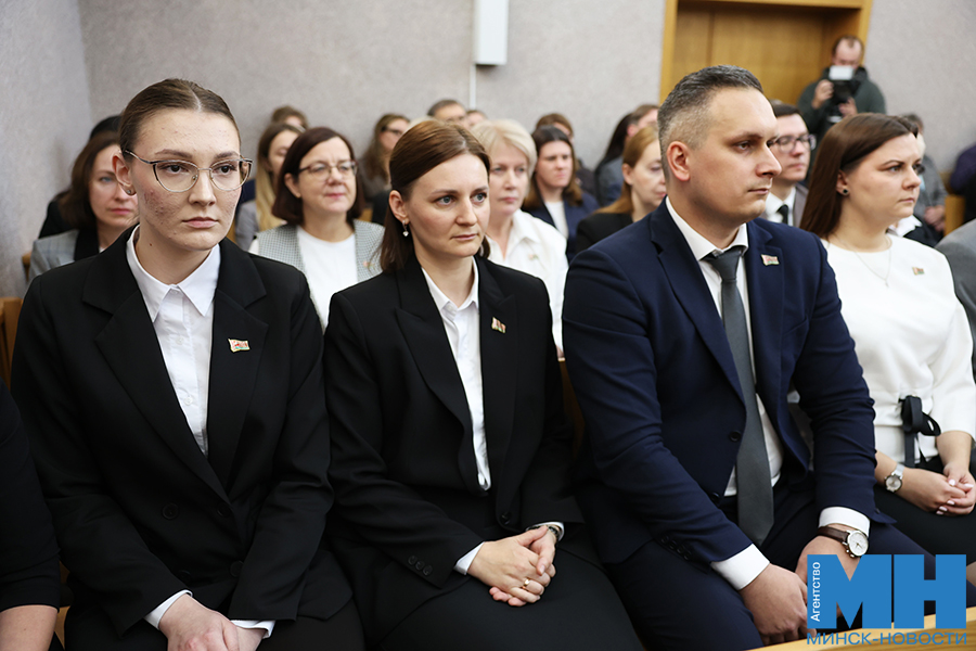 2025 10 13 politika prisyaga sudej rusyj lukashov 2 kopiya