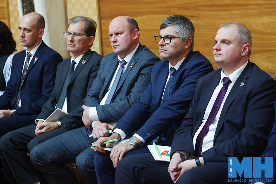 2025 10 14 politika seminar delegatov vns ot beloj rusi miczevich 11 kopiya