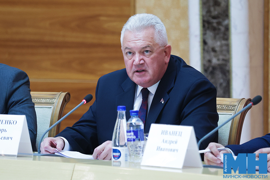 2025 10 14 politika seminar delegatov vns ot beloj rusi miczevich 7 kopiya