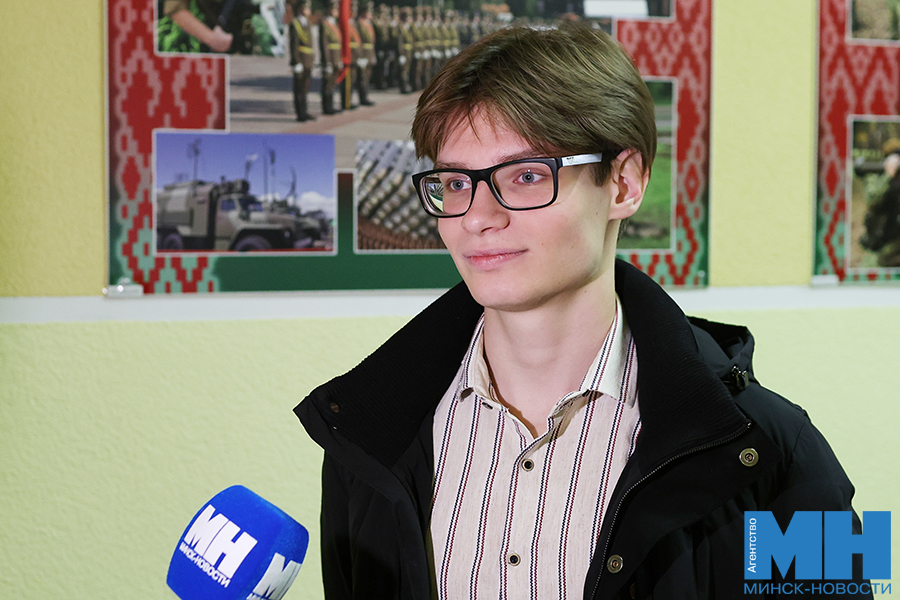 В Минске начинается отправка призывников в войска. Как организован призыв 10 2025 10 14 siloviki armiya prizyv voenkomat malinovskaya11