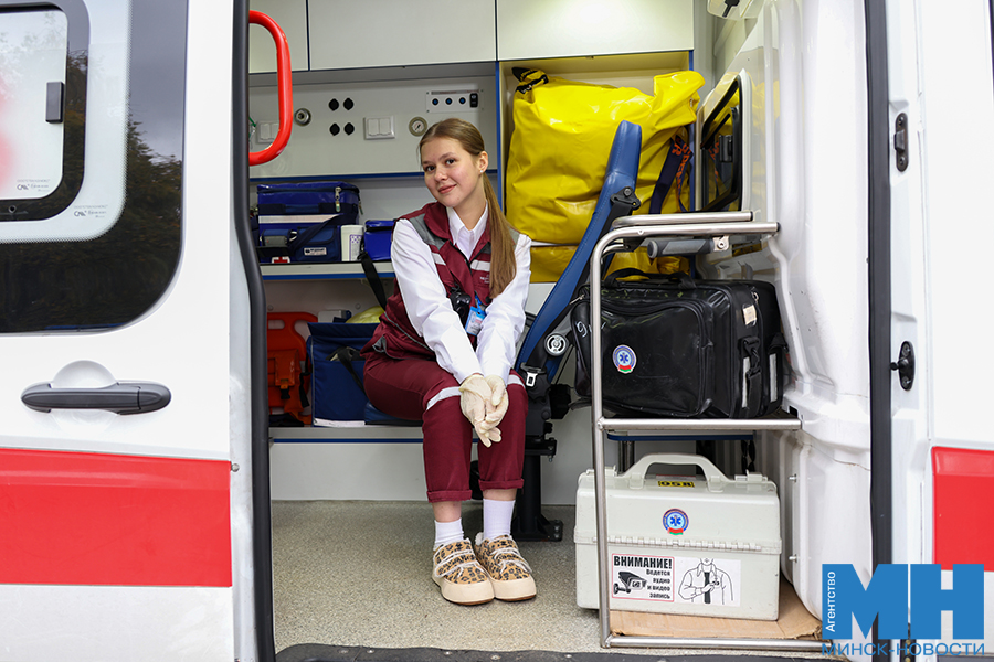 2025 10 15 mediczina rabota sotrudnikov gorodskoj stanczii skoroj mediczinskoj pomoshhi davidovskaya26