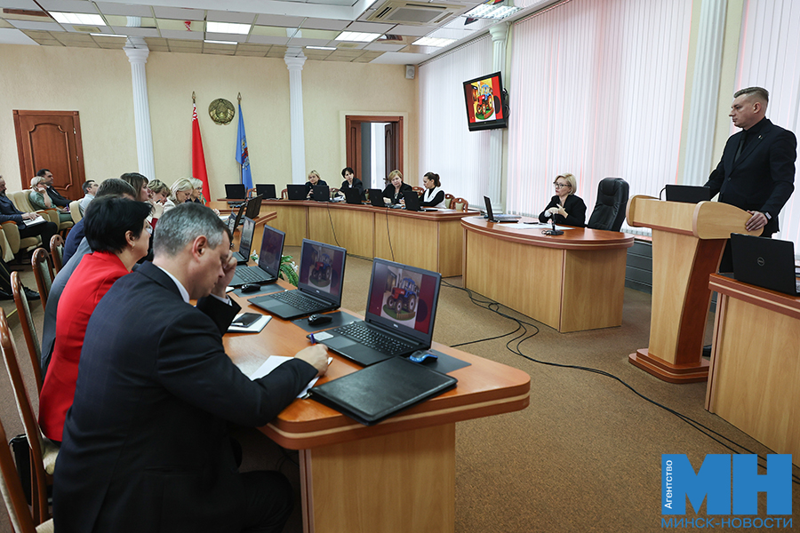 2025 10 15 mgik obsuzhdenie novogodnih proektov v tcz lazarevich malinovskaya20 kopiya