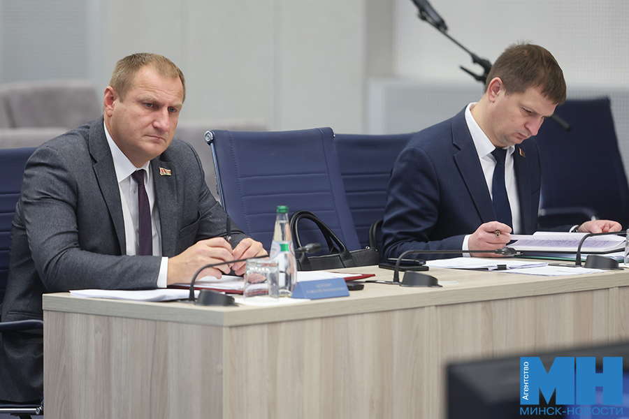 2025 10 16 mgik zasedanie nagrazhdenie lazarevich malinovskaya11 kopiya