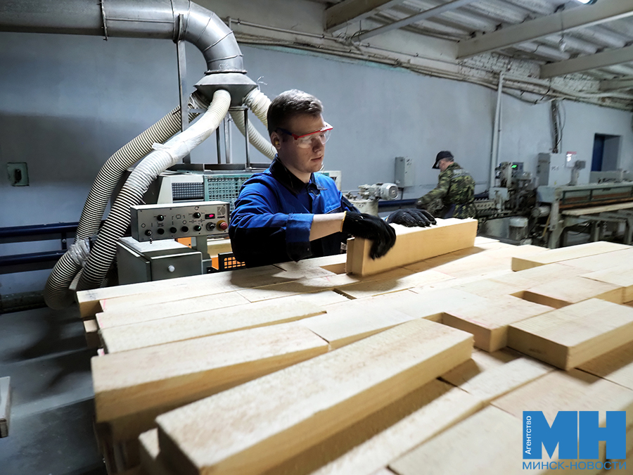 2025 10 22 proizvodstvo minskdrev komendant mozolevskij 15 kopiya