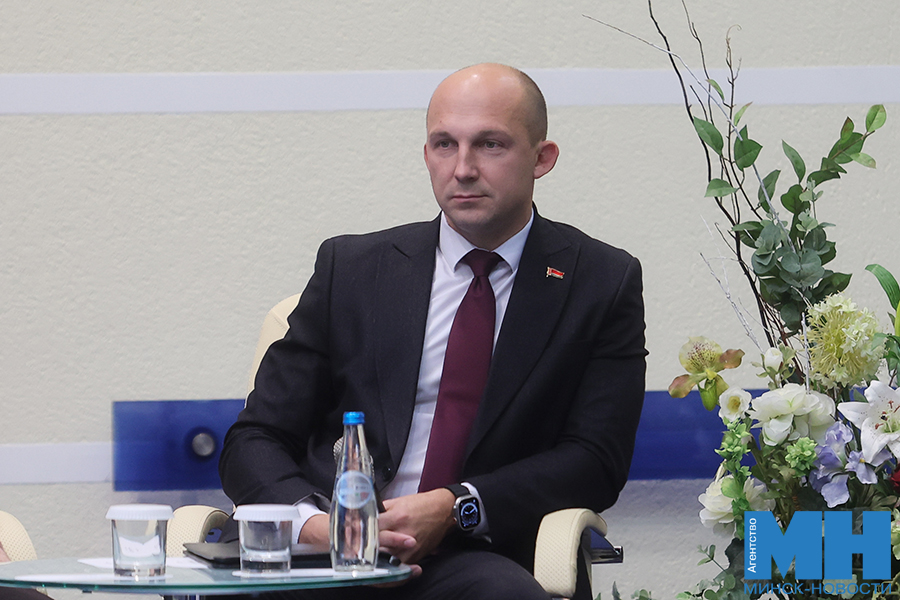 2025 10 22 soczialka kruglyj stol profilaktika narkomanii malinovskaya30 kopiya