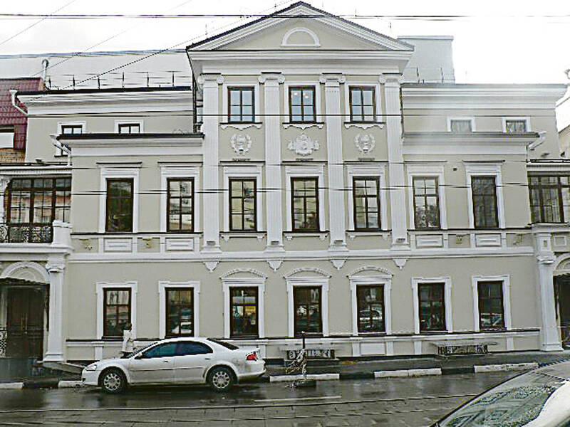 dom grave. novenkij fasad